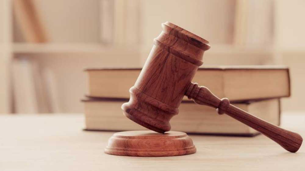 বাবার খুনে প্রধান অভিযুক্ত বার বার ছাড়া পেয়ে যাওয়ায় নিজেই ওকালতি করার সিদ্ধান্ত নেন শগুফ্‌তা। তিনি বলেন, ‘‘হাই কোর্টেও মূল অভিযুক্তের জামিনের পর মা ও ভাইয়ের সঙ্গে পরামর্শ করি। এর পর  আইনজীবী হিসাবে কাজ শুরু করেছিলাম।’’