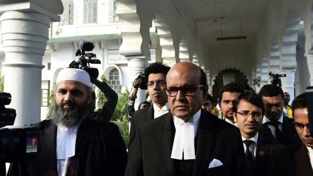 বাংলাদেশের সুপ্রিম কোর্টের আপিল বিভাগের মুখ্য বিচারপতি হাসান ফোয়েদ সিদ্দিকের নেতৃত্বে ছয় সদস্যের এক বেঞ্চে এই মামলা উঠেছিল। তাতে মহিউদ্দিনের আবেদন খারিজ করে হাই কোর্টের রায় বহাল রেখেছে শীর্ষ আদালত।