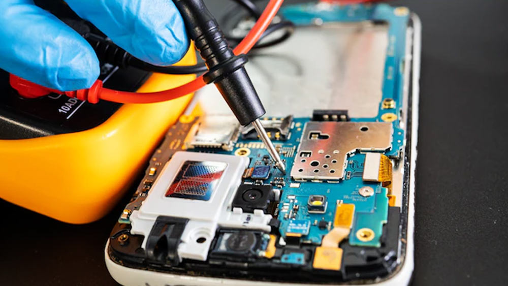 তবে এখন বেশ কিছু সংস্থা পুরনো ফোনগুলি নতুন করে পুনর্ব্যবহার করার জন্য তাদের সংস্থার কাছে পাঠানোর জন্য বিজ্ঞাপন দিতে শুরু করেছে।