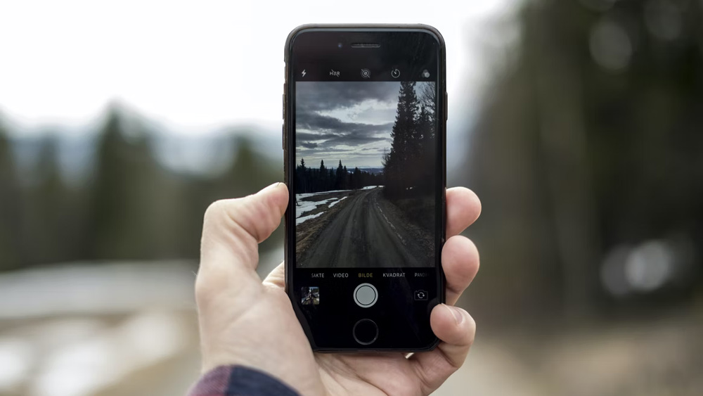 স্মার্টফোনগুলি থেকে যদি এই বিপুল পরিমাণ মূল্যবান ধাতু উদ্ধার করা যায়, তা হলে প্রতি বছর প্রাকৃতিক আকরিক খননের প্রয়োজনীয়তা অনেক কমবে বলেও বিশেষজ্ঞেরা মনে করেন। 