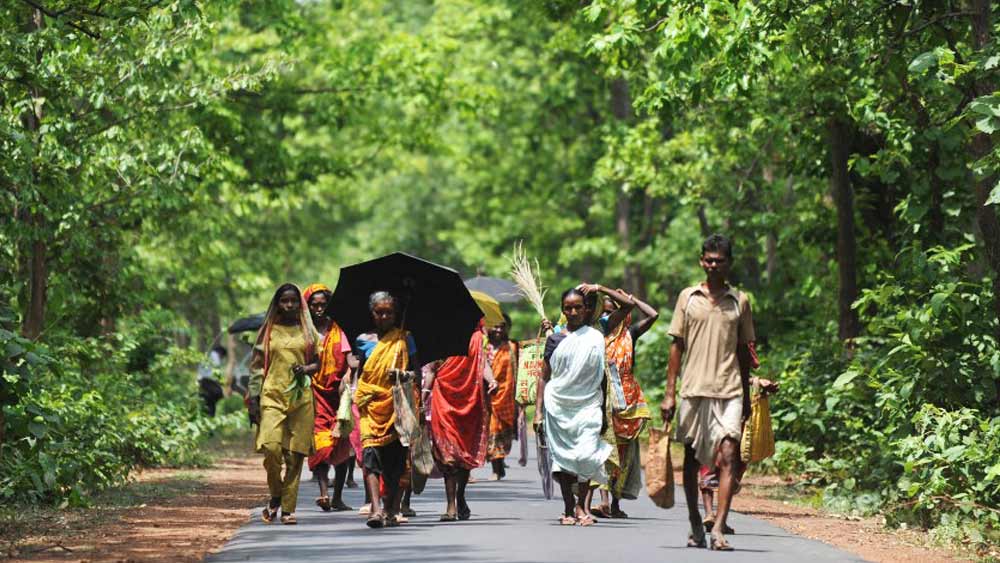 প্রায় দেড় দশক আগে জঙ্গলমহলে মাওবাদী অশান্তির সময় ল্যান্ডমাইন-নিরোধক গাড়িতে টহলদারি শুরু করেছিল কেন্দ্রীয় আধাসেনা ও পুলিশ।