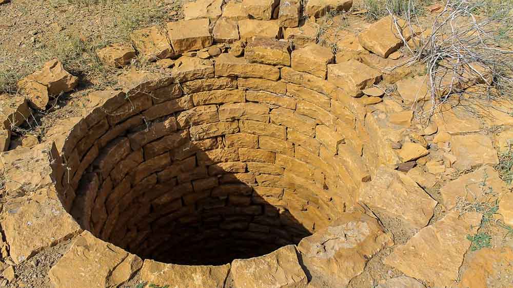 মূলত জোধপুরের পালীবাল সম্প্রদায়ের ব্রাহ্মণেরাই এ গ্রামে বসবাস করতেন। কৃষিকাজের পাশাপাশি ব্যবসাবাণিজ্যের মাধ্যমে আয় করতেন তাঁরা।