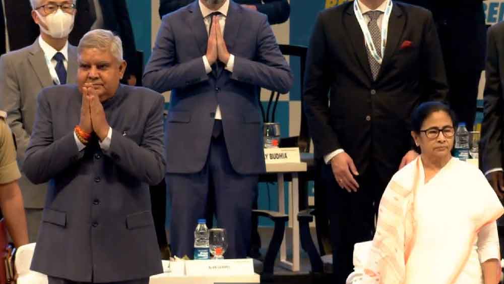 বিশ্ব বঙ্গ বাণিজ্য সম্মেলন থেকে সরাসরি: মুখ্যমন্ত্রীর উদ্যোগের প্রশংসায় রাজ্যপাল 