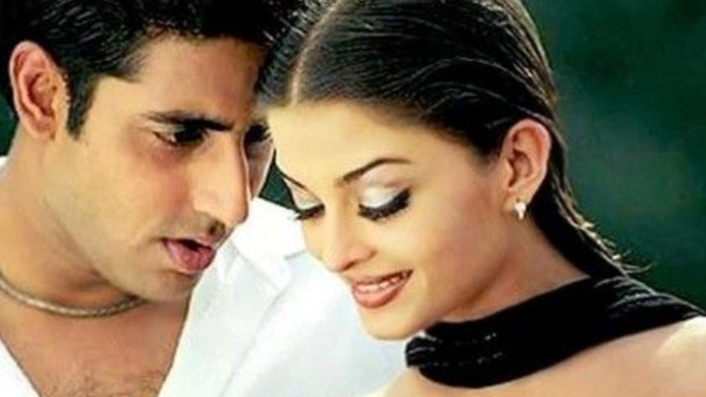 ২০০৩-এ ফের একসঙ্গে ছবি। ‘কুছ না কহো’। তখনও দু’জনে ভাল বন্ধু। তবে প্রেমের ফাঁদ বুঝি পাতা ছিল অন্য কোথাও। ২০০৫-এ ‘বান্টি অউর বাবলি’ ছবির সাড়া জাগানো গান ‘কাজরা রে’র শ্যুটিংয়েই প্রথম ডানা মেলল অভিষেক-ঐশ্বর্যার প্রেম। 