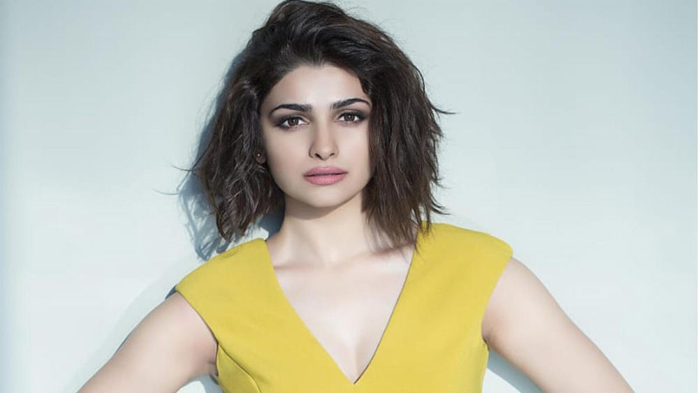 প্রাচী দেশাই- ‘কসক সে’ নামক একটি টেলিভিশন শোয়ে অভিনয়ের মাধ্যমে তাঁর কেরিয়ারে সূত্রপাত। ২০০৭-এ ‘ঝলক দিখলা যা’-এ অংশগ্রহণ করেন এবং জয়ী হন। ২০০৮-এ ‘রক অন’ ছবিতে তাঁর অভিনয় বেশ প্রশংসিত হয়। ‘রক অন’ ছাড়াও ‘বোল বচ্চন’, ‘এক ভিলেন’, ‘আজহার’ ইত্যাদি আরও ছবিতে তাঁকে অভিনয় করতে দেখা গিয়েছে।