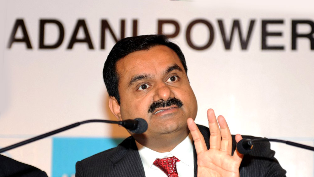 এই মুহূর্তে দেশের বিদ্যুৎ উৎপাদনকারী সবচেয়ে বড় সংস্থা আদানি গোষ্ঠীর আদানি পাওয়ার লিমিটেড। সংস্থা প্রতিদিন প্রায় পাঁচ হাজার মেগাওয়াট বিদ্যুৎ উৎপাদন করে। 