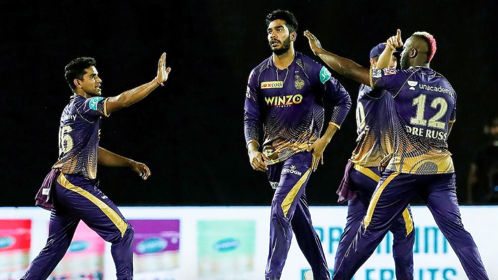 বোলারদের কাছে কলকাতা নাইট রাইডার্স যেন সব থেকে লোভনীয় হয়ে দাঁড়িয়েছে। সেরা পাঁচটি বোলিং পারফরম্যান্সের তিনটিই হয়েছে কলকাতার বিরুদ্ধে।