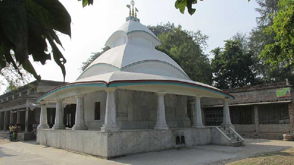 সেই বিখ্যাত বড়াশি শিবমন্দির।