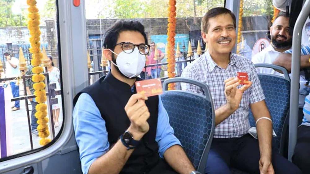 বুধবার গেটওয়ে অব ইন্ডিয়ার সামনে আদিত্য ঠাকরে এই পরিষেবার উদ্বোধন করেন।