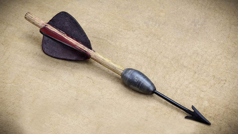 অস্ত্র হিসাবে ক্ষেপণাস্ত্রের মধ্যে রেখে ছোট ডার্টকে ব্যবহার করা হচ্ছে ।  ইউক্রেনের শহর বুচাতে এই ডার্ট ব্যবহারের উদাহরণ পাওয়া গিয়েছে।