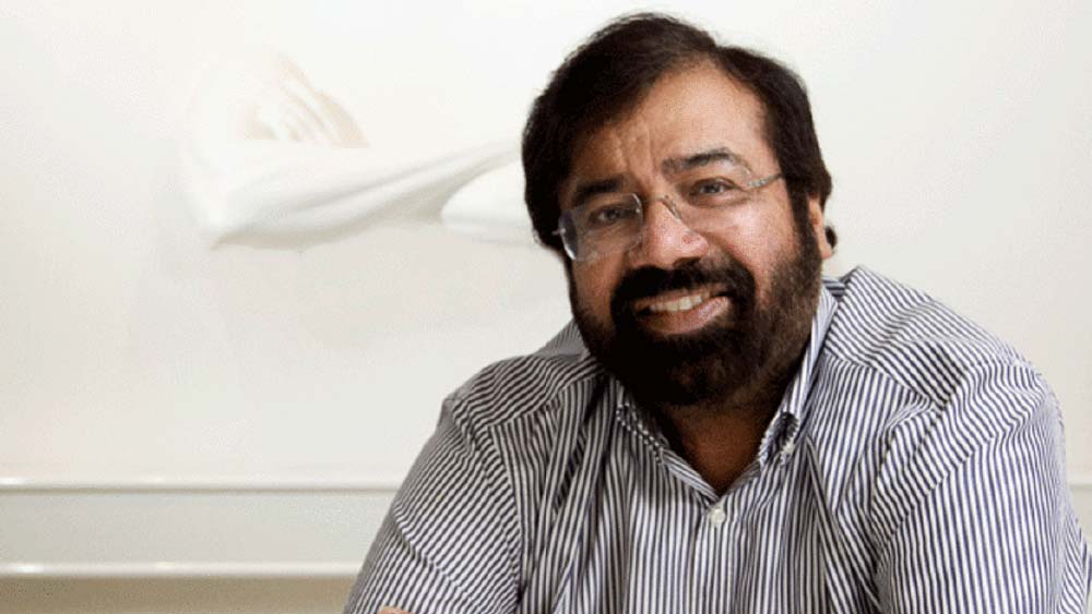 খবরটি প্রকাশ্যে আসার পর হর্ষ গোয়েঙ্কা টুইট করেন, ‘উদয়ের নিঃস্বার্থ আত্মত্যাগের ফলেই এত অল্প সময়ে এই পরিমাণ ঋণ শোধ করা সম্ভব হয়েছে। এই ভাবে দেশীয় সংস্থার পাশে থাকা কৃতিত্বের।’