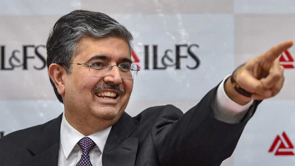 ব্যাঙ্কঋণ নিয়ে একের পর এক দুর্নীতিতে দেশের ব্যাঙ্কিং সেক্টর জর্জরিত হলেও তাতে উদয় বা তাঁর সংস্থার নাম এখনও পর্যন্ত জড়ায়নি। উল্টে গত দু’বছরেরও বেশি সময় বিনিয়োগকারীদের আস্থা অর্জন করতে পেয়েছেন উদয়।