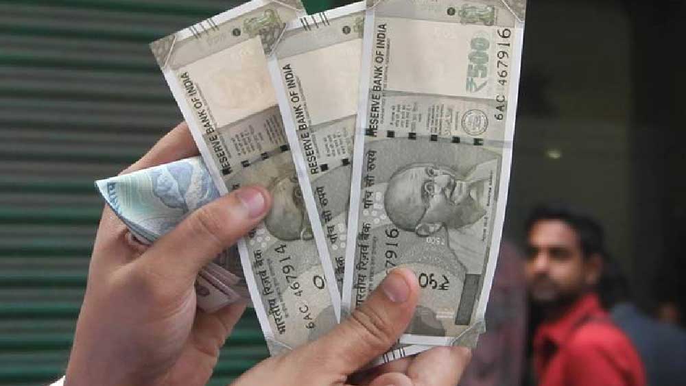 অতিমারির আবহে ঋণ শোধ করাই যখন গ্রহীতাদের পক্ষে কঠিন হয়ে দাঁড়িয়েছে, সে সময় আর্থিক ক্ষেত্রে যে সমস্ত সংস্থা পুঁজি জোগাড় করেছে, কোটাক মহিন্দ্রা ব্যাঙ্ক তাদের মধ্যে অন্যতম।