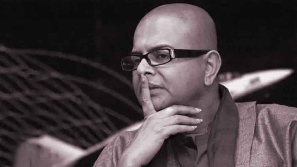 ঋতুপর্ণ ঘোষের তথ্যচিত্র ‘জীবনস্মৃতি’-তেও উঠে এসেছে প্রসঙ্গটি। কাদম্বরীর চরিত্রে অভিনয় করেন রাইমা সেন। সমদর্শী দত্ত ছিলেন রবীন্দ্রনাথের ভূমিকায়।