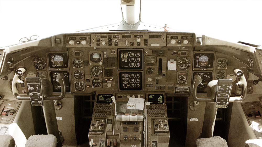 কিন্তু কাসেম তাঁকে জানান, এ জন্য রাজাকে বিভাগীয় সদর দফর থেকে অনুমতি নিতে হবে এবং তিনি পাসরুর উদ্দেশে রওনা দেন।