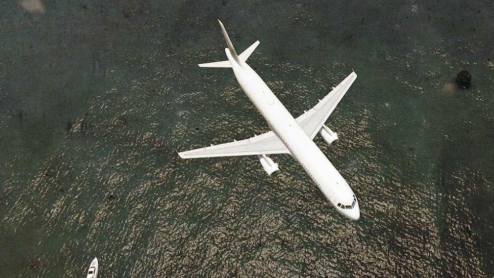 ওই স্বল্প জ্ঞান নিয়েই তিনি ককপিটে বসে বিমানটি চালাতে শুরু করেন এবং তার অভিমুখ ভারতের দিকে ঘুরিয়ে দেন। সেই সময় বিমানে পড়ে ছিল কাসেমের নিথর দেহ।