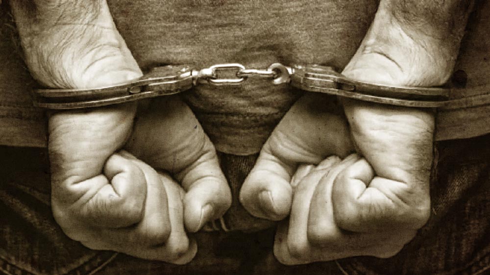 বিমান থেকে পুলিশ কাসিমের দেহ উদ্ধার করে। পরে তাঁর মৃতদেহকে পাক বাহিনীর হাতে তুলে দেওয়া