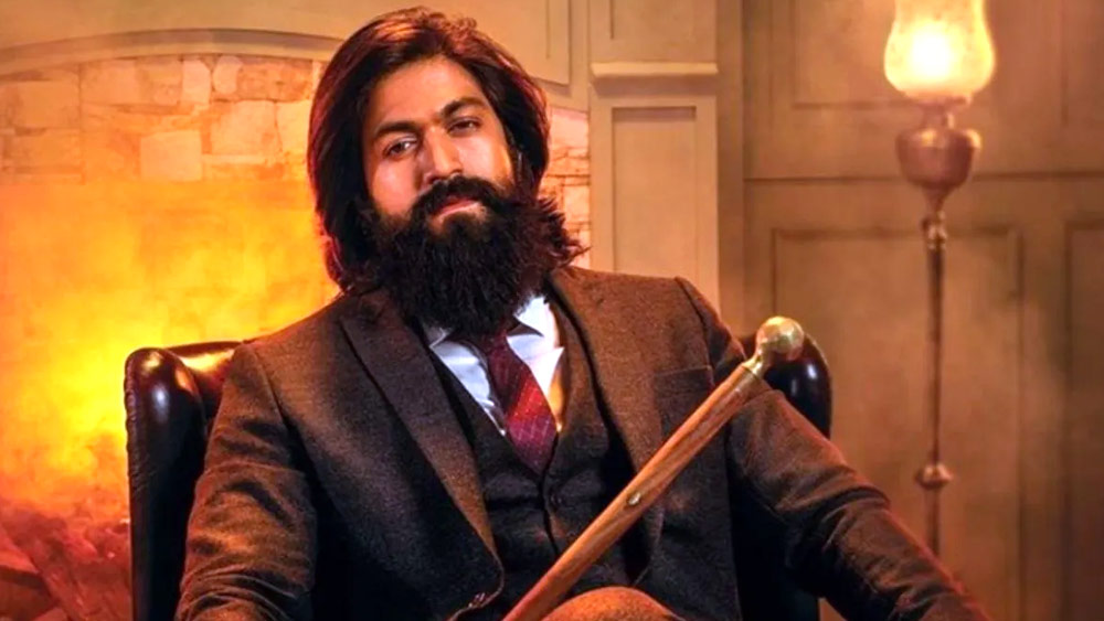 দক্ষিণী ছবির বিষয়বস্তু বেছে নেওয়া হয় বৃহৎ অংশের দর্শকদের কথা মাথায় রেখে। অল্লু অর্জুনের ‘পুষ্পা’র কথাই ধরা যাক। এই ছবির বিষয়বস্তু একেবারেই অনন্য। গল্প বলার পদ্ধতিতেও নিজস্বতা রয়েছে।