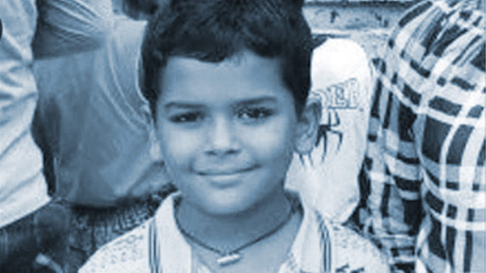 ২০১৭-এ গুরুগ্রামের রায়ান ইন্টারন্যাশনাল স্কুলের শৌচাগারে দ্বিতীয় শ্রেণির ছাত্র প্রদ্যুম্ন ঠাকুরের গলাকাটা দেহ উদ্ধার হয়। প্রাথমিক ভাবে ঘটনায় মূল অভিযুক্ত হিসাবে ওই স্কুলেরই একজন বাস কন্ডাক্টরকে গ্রেপ্তার করে পুলিশ।