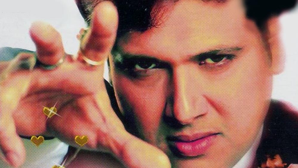 ১৯৯০ থেকে ১৯৯৯ সাল পর্যন্ত খ্যাতির শিখরে ছিলেন গোবিন্দ। এর পর থেকেই ধীরে ধীরে ছন্দপতন হতে শুরু করে তাঁর। তবে নিন্দকেরা এর জন্য তাঁর দম্ভকেই দায়ী করেন।