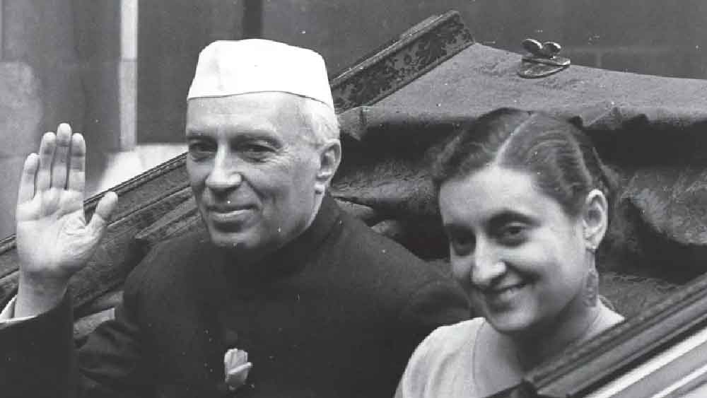 অথচ এই কেজিএফ নিয়েই এককালে গর্বের অন্ত ছিল না কেন্দ্রীয় সরকারের। কেজিএফকে দেখিয়ে বিশ্ব ব্যাঙ্ক থেকে ঋণ নিয়েছিলেন পণ্ডিত জওহরলাল নেহরু।