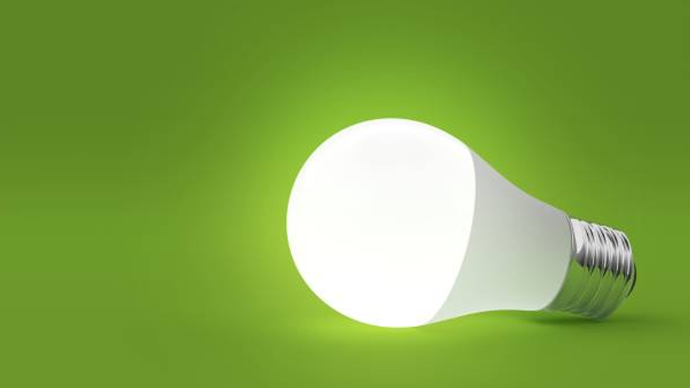 সাধারণ বাল্ব-টিউব না ব্যবহার করে মৃদু আলো ব্যবহার করতে পারেন। ঘরে জোরালো আলো না ব্যবহার করে আধুনিক এলইডি লাইট ব্যবহার করলে গরমে কিছুটা আরাম মিলতে পারে।