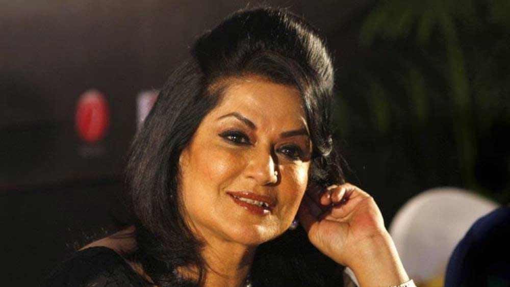 সুজিত সরকার পরিচালিত ‘পিকু’ ছবিতে তাঁকে শেষ বড় পর্দায় অভিনয় করতে দেখা গিয়েছে। ২০১৯-এর ১৩ ডিসেম্বর প্রয়াত হন পায়েল। মেয়ের চলে যাওয়াটা মেনে নিতে পারেননি মৌসুমী। প্রায় সব কিছু থেকে নিজেকে গুটিয়ে নেন তিনি।