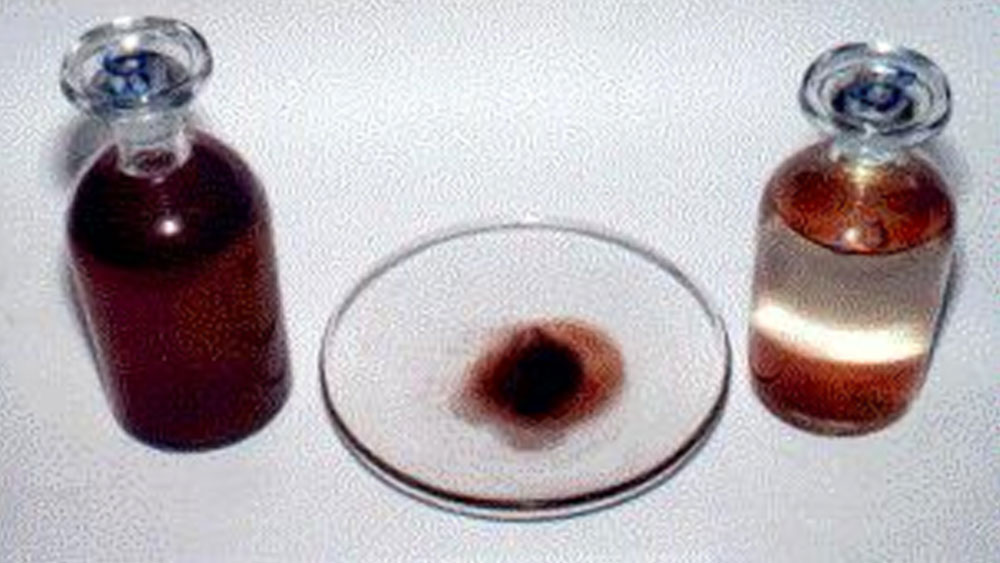 এই লালবৃষ্টির জলে অনেক মৌলেরও সন্ধান মিলেছিল। পরীক্ষা করার পর অ্যালুমিনিয়াম, ক্যালসিয়াম, কার্বন, ক্লোরিন, লোহা, ম্যাগনেসিয়াম-সহ বহু মৌল এই বৃষ্টির জলে পাওয়া গিয়েছিল।