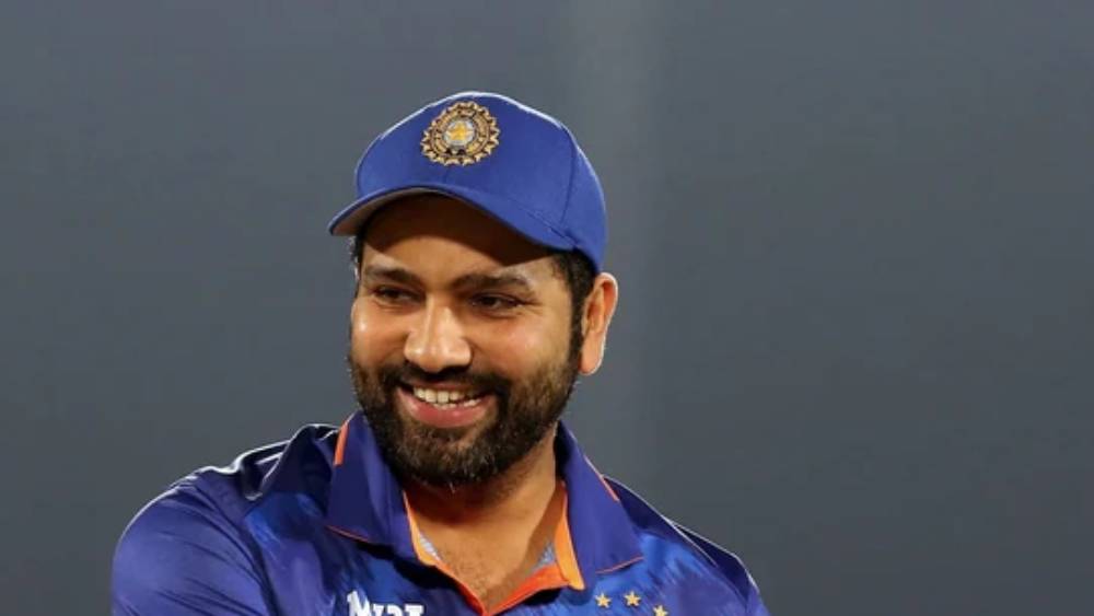 ওপেনারের পাশাপাশি নতুন দায়িত্ব এসেছে রোহিতের কাঁধে।