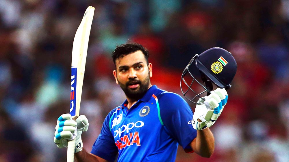 এক দিনের ক্রিকেটে প্রথম দ্বিশতরান করেন অস্ট্রেলিয়ার বিরুদ্ধে। তার পর দু’বার শ্রীলঙ্কার বিরুদ্ধে দ্বিশতরান করেছেন রোহিত। ২০১৪ সালে শ্রীলঙ্কার বিরুদ্ধে রোহিতের করা ২৬৪ রানের ইনিংসই এক দিনের ক্রিকেটে বিশ্বের সর্বোচ্চ।