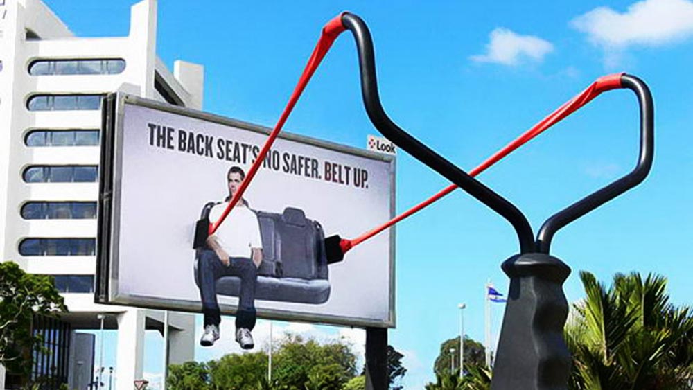 সংস্থাগুলি কেন ত্রিমাত্রিক বিজ্ঞাপনের দিকে ঝুঁকছে? তারও বিশেষ কয়েকটি কারণ রয়েছে।