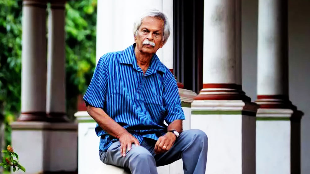 সময় পেরিয়েছে বিস্তর। প্রচুর আধুনিক শিল্পকর্ম হয়েছে। কিন্তু নগ্নতা নিয়ে ছুঁতমার্গ যায়নি। সেটা ইউরোপ হোক বা এশিয়া। জানান কুনিরামণ।