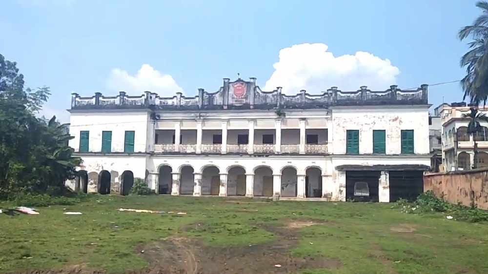 মুর্শিদাবাদ ভেঙে তৈরি হবে কান্দি। 