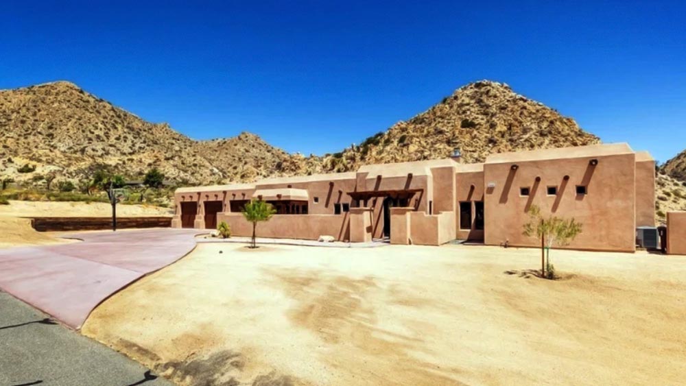 বিক্রির পরেও ৮.৩ মিলিয়ন ডলার (ভারতীয় মুদ্রায় প্রায় ৬৬ কোটি টাকা) পেয়েছেন অ্যাম্বার। শুনানি চলাকালীনই তিনি জানিয়েছিলেন, তাঁর কাছে এত টাকা নেই।