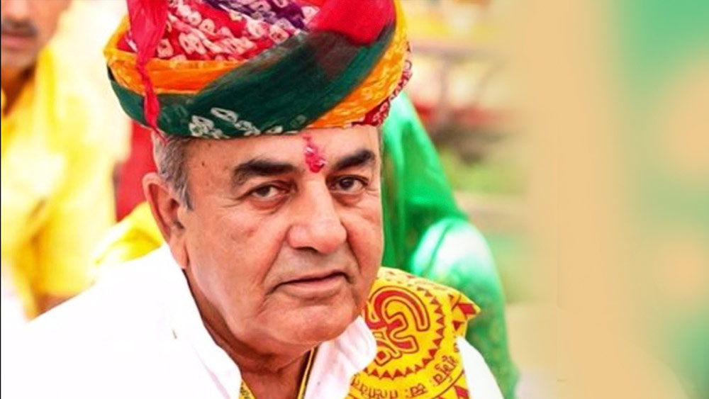 পাঁচ বারের বিধায়ক এবং তিন বারের সাংসদ সুখরামের রাজনৈতিক জীবনে কালো অধ্যায় নিঃসন্দেহে টেলিকম দুর্নীতিতে জড়িয়ে পড়া।