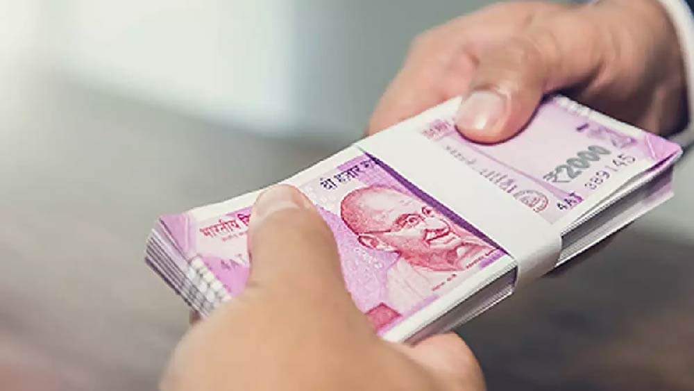 অর্থ মন্ত্রকের উদ্যোগে এই বিশেষ তদন্তকারী সংস্থা তৈরি হয়। দেশে অর্থ পাচার, আর্থিক তছরুপ-সহ যে কোনও ধরনের আর্থিক কেলেঙ্কারি রুখতেই ইডি তৈরির সিদ্ধান্ত নেওয়া হয়েছিল।