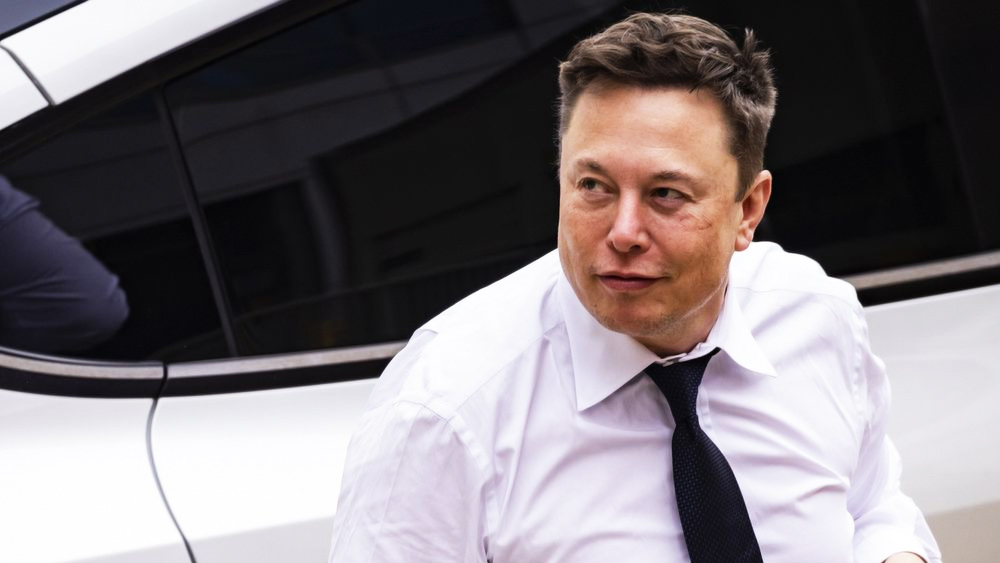 এই বিমানবন্দরে ৬,০২৫ ফুটের রানওয়ে ছাড়াও ১ লক্ষ ৩০ হাজার বর্গফুট এলাকা জুড়ে বিমান নামানোর জায়গা রয়েছে।