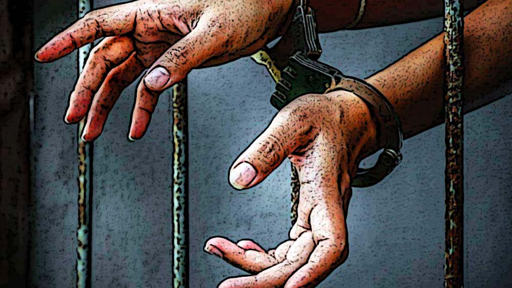 সারা জীবনে সে ৫০-এর বেশি খুন করেছে। সেই সংখ্যা ১০০-ও হতে পারে— এমনই জানিয়েছিল সে। খুনের পিছনে কী উদ্দেশ্য ছিল, তা জিজ্ঞাসা করতেই দেবেন্দ্র জানায়, বহু দিন ধরেই আর্থিক টানাপড়েনের মধ্য দিয়ে দিন কাটাচ্ছিল সে।