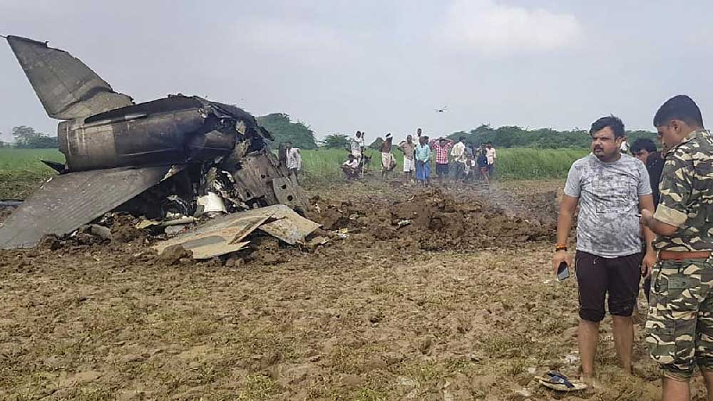 এ পর্যন্ত ভারতীয় বায়ুসেনার প্রায় ২০০ জন পাইলটের মিগ-২১ দুর্ঘটনায় মৃত্যু হয়েছে। এই রুশ যুদ্ধবিমান ভেঙে মারা গিয়েছেন ৬০ জনেরও বেশি সাধারণ নাগরিক।