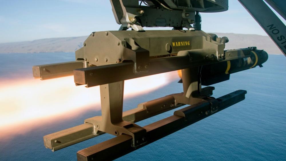 ওসামা বিন লাদেনের পর ৯/১১ হামলার অন্যতম চক্রী ছিলেন জওয়াহিরি। ৯/১১ হামলার পর থেকেই তাঁকে বাগে আনার চেষ্টা করছিল আমেরিকা। সেই চেষ্টাই সাফল্য পেল। পূর্ণ হল বৃত্ত।