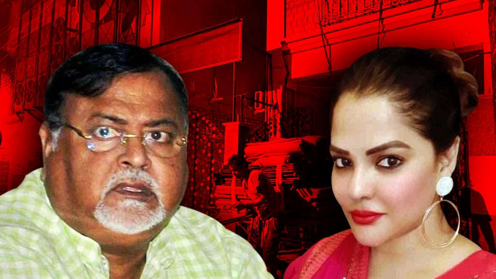 পাঁচটি ফ্ল্যাট অর্পিতার নামে এবং পার্থের সঙ্গে যৌথ ভাবে আরও চারটি ফ্ল্যাট— অন্তত ন’টি ফ্ল্যাট কেনা হয়েছিল বলে দাবি করেছেন ইডির আইনজীবী।