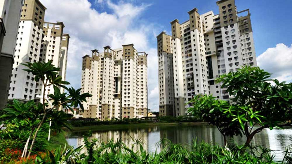 টালিগঞ্জের ডায়মন্ড সিটি আবাসনে  একটি নয়, চার চারটি ফ্ল্যাটের হদিস মিলেছে বলে ইডির দাবি। তবে এই ফ্ল্যাটগুলি কেনা হয়েছিল বিভিন্ন নামে। তার মধ্যে একটি ফ্ল্যাটে থাকতেন অর্পিতা। 