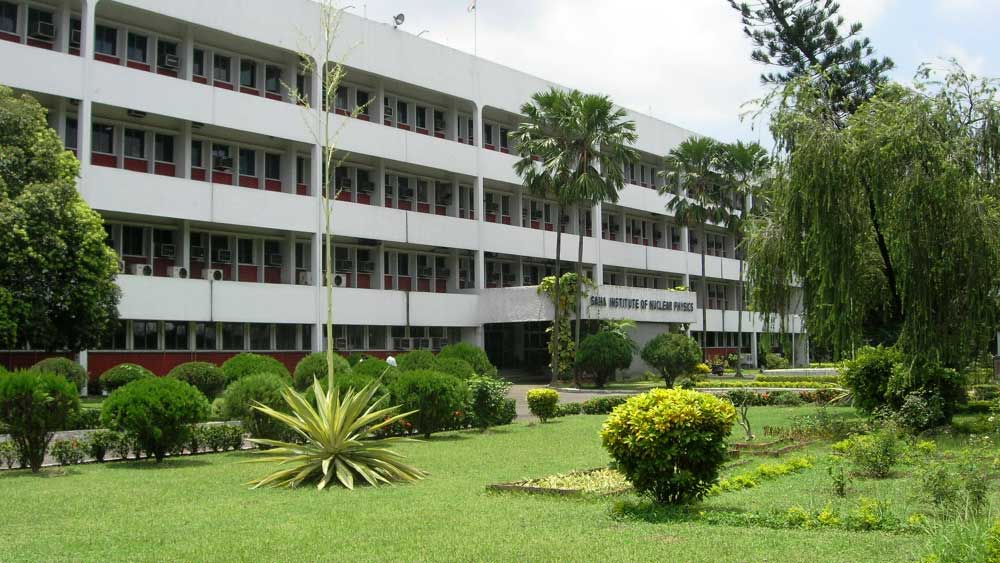 সাহা ইনস্টিটিউট অব নিউক্লিয়ার ফিজিক্স ও দ্য ইন্ডিয়ান অ্যাসোসিয়েশন ফর দ্য কাল্টিভিশেন অব সায়েন্সেও গবেষণার কাজে যুক্ত ছিলেন বিভা।