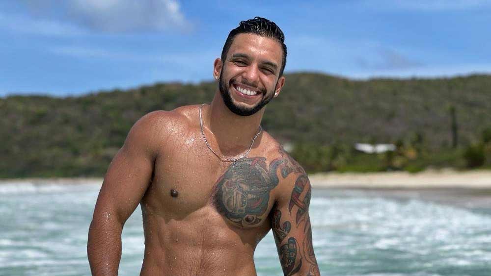 এস্তেবানই অবশ্য প্রথম রূপান্তরিত নন, যিনি সন্তানধারণ করেছেন। তাঁদের আগে ট্রিস্টান রিস এবং তাঁর সঙ্গী বিফ চ্যাপলো এক সন্তানের জন্ম দিয়েছিলেন। অস্ত্রোপচার করে রূপান্তরিত পুরুষ হওয়ার ১০ বছর পর জন্ম হয়েছিল লিওর। সে বারও স্বাভাবিক উপায়ে অন্তঃসত্ত্বাও হয়েছিলেন রিস। ঠিক এস্তেবানের মতোই!