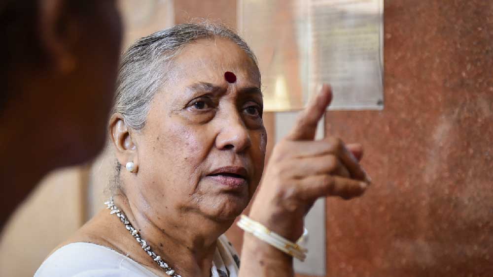 তাঁর বিপরীতে প্রার্থী ছিলেন কংগ্রেসের মার্গারেট আলভা। বিরোধীদের সম্মিলিত প্রার্থী হলেও ভোট দান থেকে বিরত থেকেছে তৃণমূল।