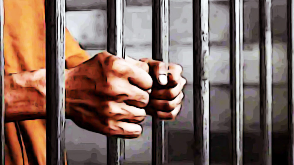 বদ্রীপ্রসাদ ও তাঁর এক সহযোগীকে গ্রেফতার করেছে পুলিশ। খুনের অভিযোগ দায়ের করা হয়েছে।