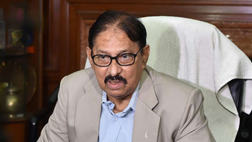  বিধানসভার স্পিকার বিমান বন্দ্যোপাধ্যায় বারুইপুর পশ্চিমের বিধায়ক। ২০১১ সালে হলফনামায় তিনি জানান, তাঁর মোট সম্পত্তি ১ কোটি ৭১ লাখ ৬২০ টাকার।