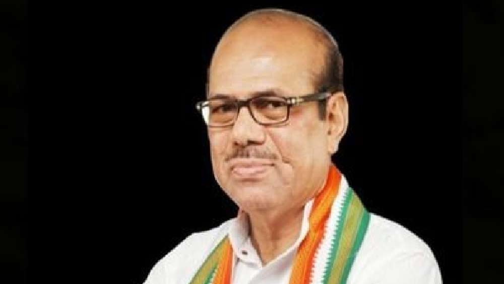 কসবা আসনে ২০১১ সালে তৃণমূল প্রার্থী হয়ে জাভেদ আহমেদ খান জানান, তাঁর মোট সম্পত্তি ২ কোটি ১৬ লাখ ৮২ হাজার ৩৯৭ টাকার। দেনা নেই।