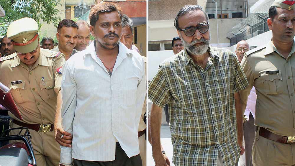 এর পর উদ্ধার করা হয় আরও কিছু মানবকঙ্কাল। সিবিআই সন্দেহ করে, এর মধ্যে শিশু পর্নোগ্রাফি চক্রের যোগ আছে। মনিন্দরের বাড়ি থেকে ক্যামেরা লাগানো ল্যাপটপ এবং কিছু কামোত্তেজক বই উদ্ধার করা হয়। মনিন্দরের সঙ্গে কিছু নিরাবরণ শিশুদের ছবিও ওই বাংলো থেকে উদ্ধার করা হয়। তবে পরে জানা যায় যে, এই ছবিগুলি মনিন্দর এবং তার নাতি-নাতনিদের।