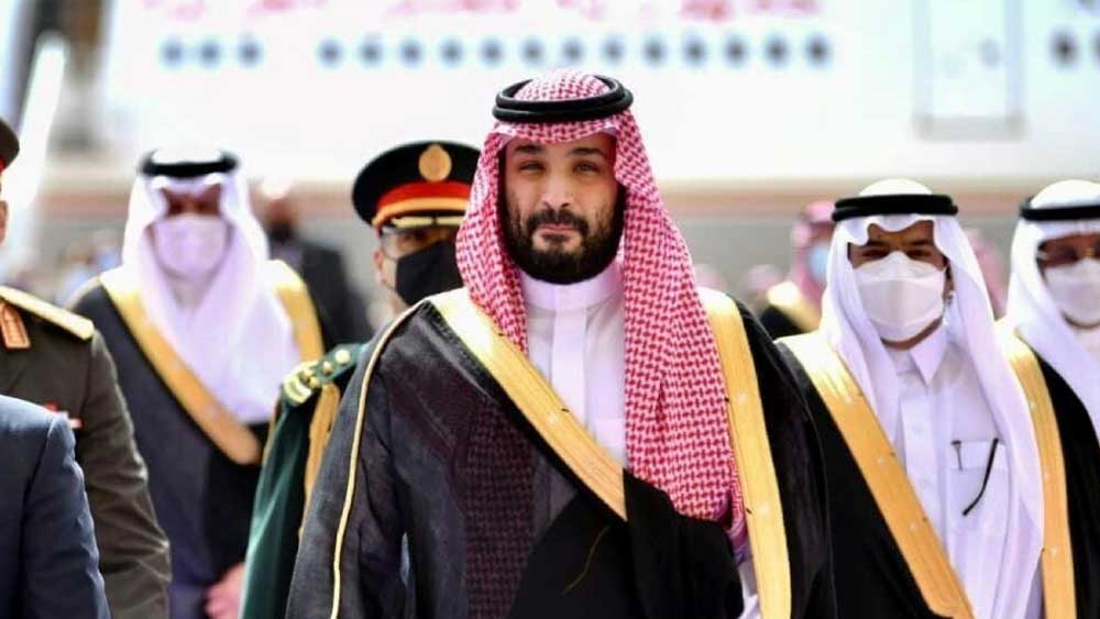 এমনকি, অপরাধের শাস্তি হিসেবে মৃত্যুদণ্ড দেওয়ার প্রবণতাও কমানো হবে বলে জানিয়েছিলেন তিনি। কিন্তু বছর ঘুরতেই সেই প্রতিশ্রুতি ভোলে সৌদি সরকার।